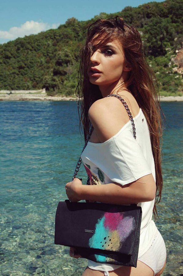 image-0-02-05-a9a9d93453e45b7f8b6dbabeef4be1b4a511871639b8af0ab29873f3b63e2fe4-V